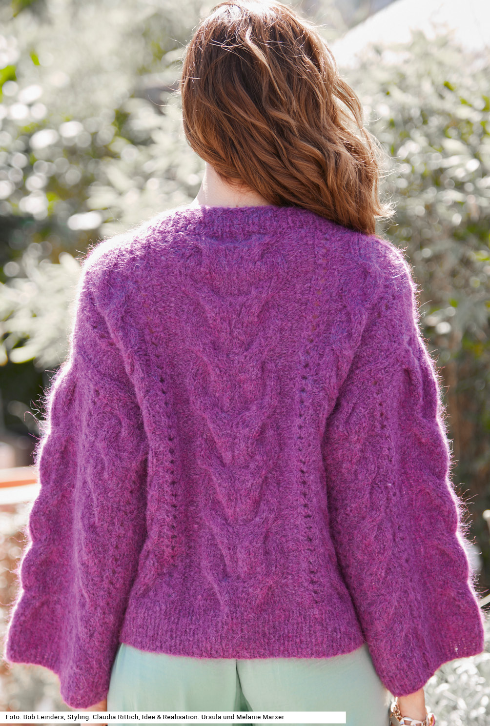 Pulli mit Zopfmuster in Violett