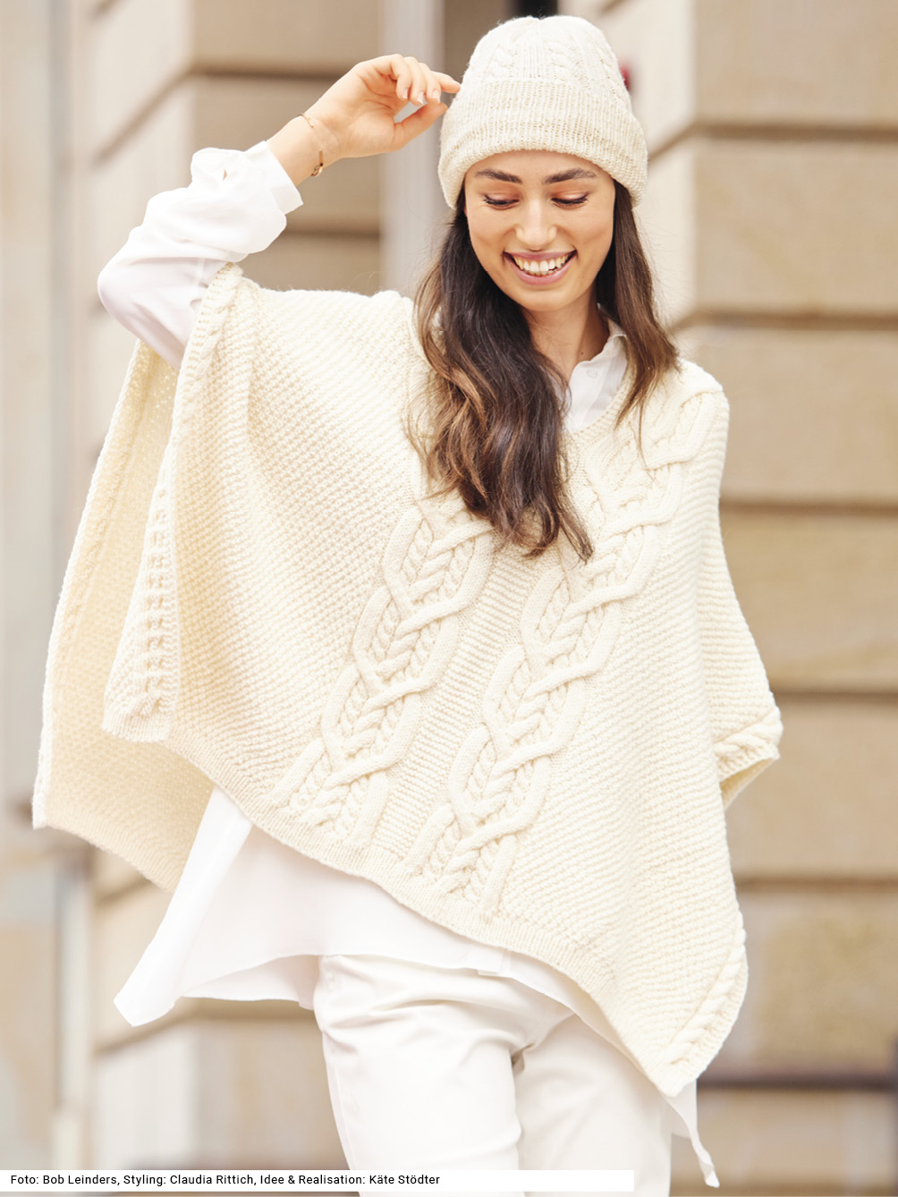 Strickset - Dream-Team: Set aus Poncho und Beanie aus SABRINA